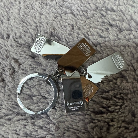 Coach Multicolor Logo Keychain - Vintage Collectible - Picture 3 of 8